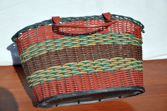 Soviet vintage wicker plastic basket, 1970s - image 4