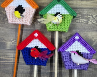 Juego de 4 palitos para plantas con forma de casita para pájaros