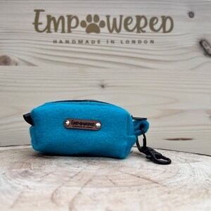 Harris Tweed Tartan Kotbeutelspender/-halter | Hunde Popo Taschenhalter | Clip on Poop Bag, handgefertigt auf Bestellung | Harris Tweed Haustierzubehör