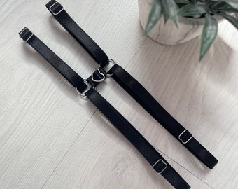 Two strap thigh garter with lovely front heart detail. Fully adjustable. Other colours available!