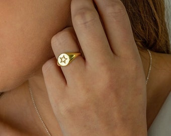 Star Gold Vermeil 'Me' Signet Ring