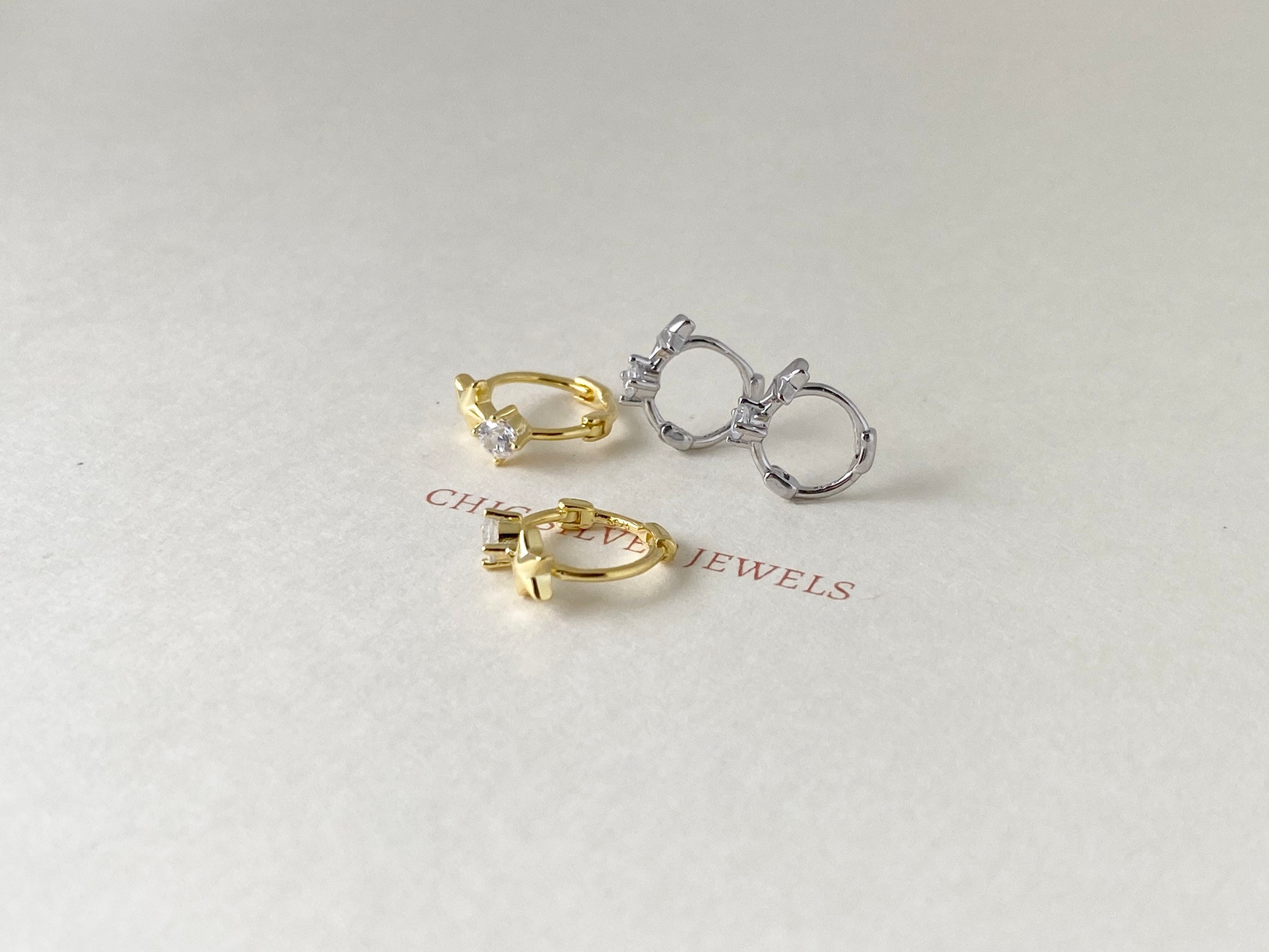 Orecchini A Cerchio Stella In Argento 925 Con Zirconia – Piccoli Huggie Ipoallergenici