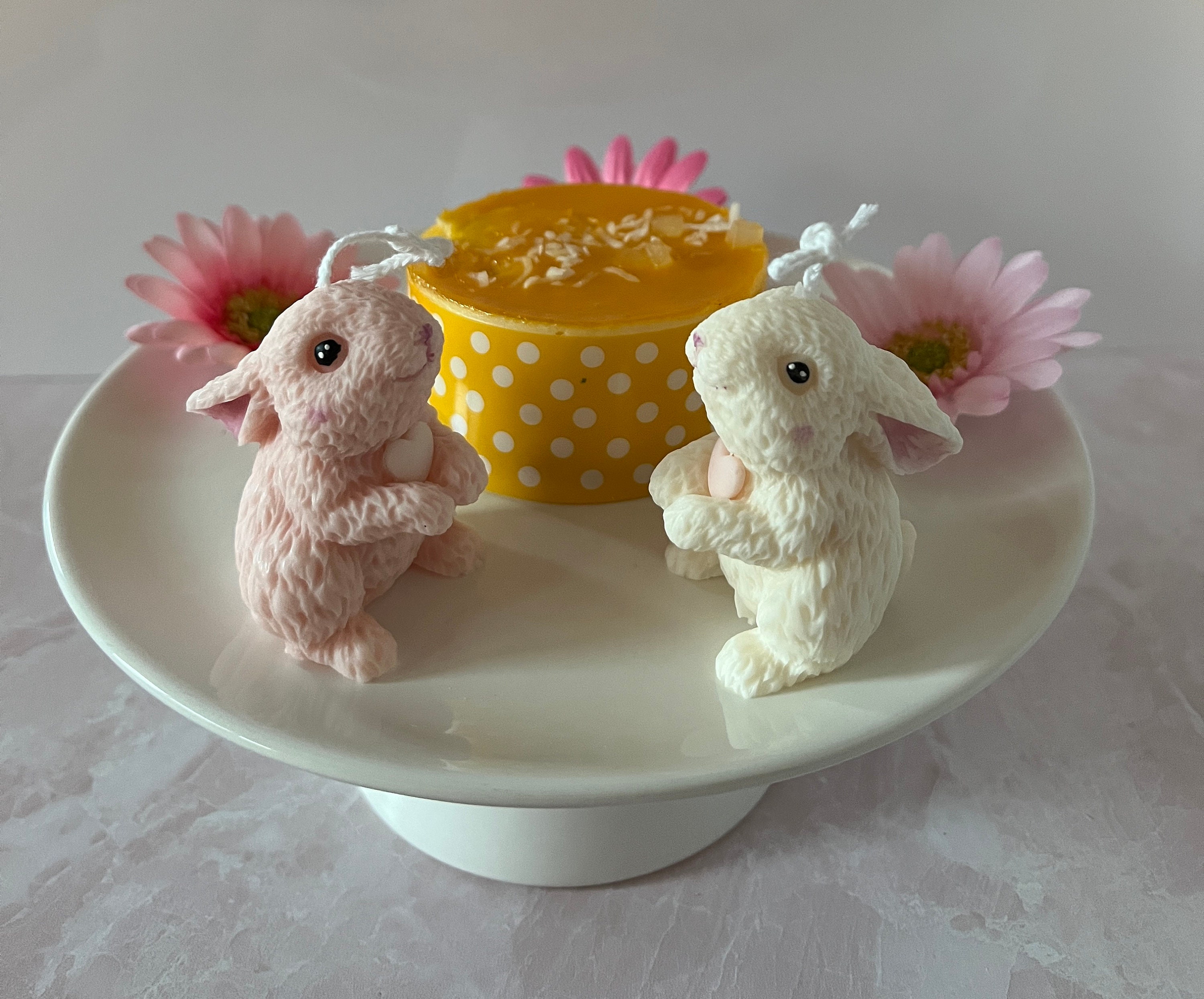 Petite Et Mignonne Bougie En Forme De Lapin Pour Les Fêtes De