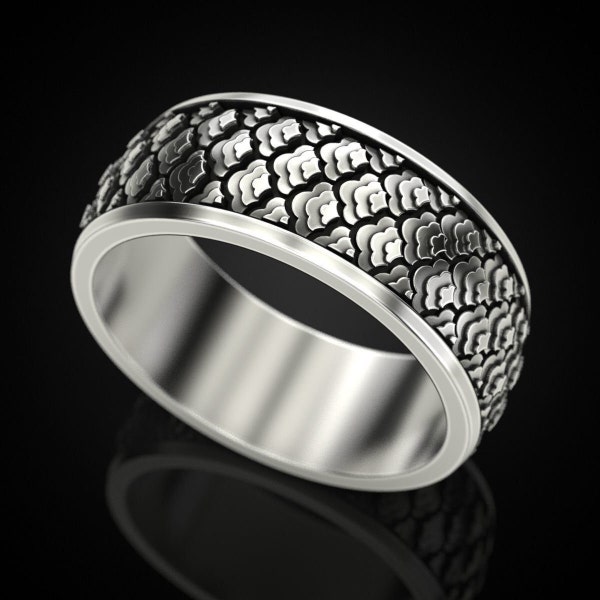 Ocean Waves Silver Ring - Elegant Wave Pattern Band for Sea Lovers and Surfers