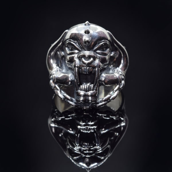 War Pig Silver Ring, Motorhead Snaggletooth Ring - Tribute to Rock Legends, A Bold Statement for Music Fans