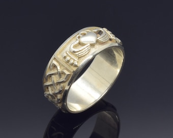 Anello celtico in argento sterling con pietra portafortuna. - Italia