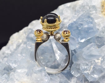 Medieval Crown Silver Ring with Onyx & Garnet, Victorian Noble Statement Jewelry, Queen Royal Two Toned Ring