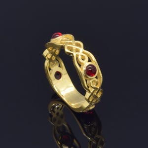 Love Knot Celtic Garnet Ring: Silver Irish Wedding Band