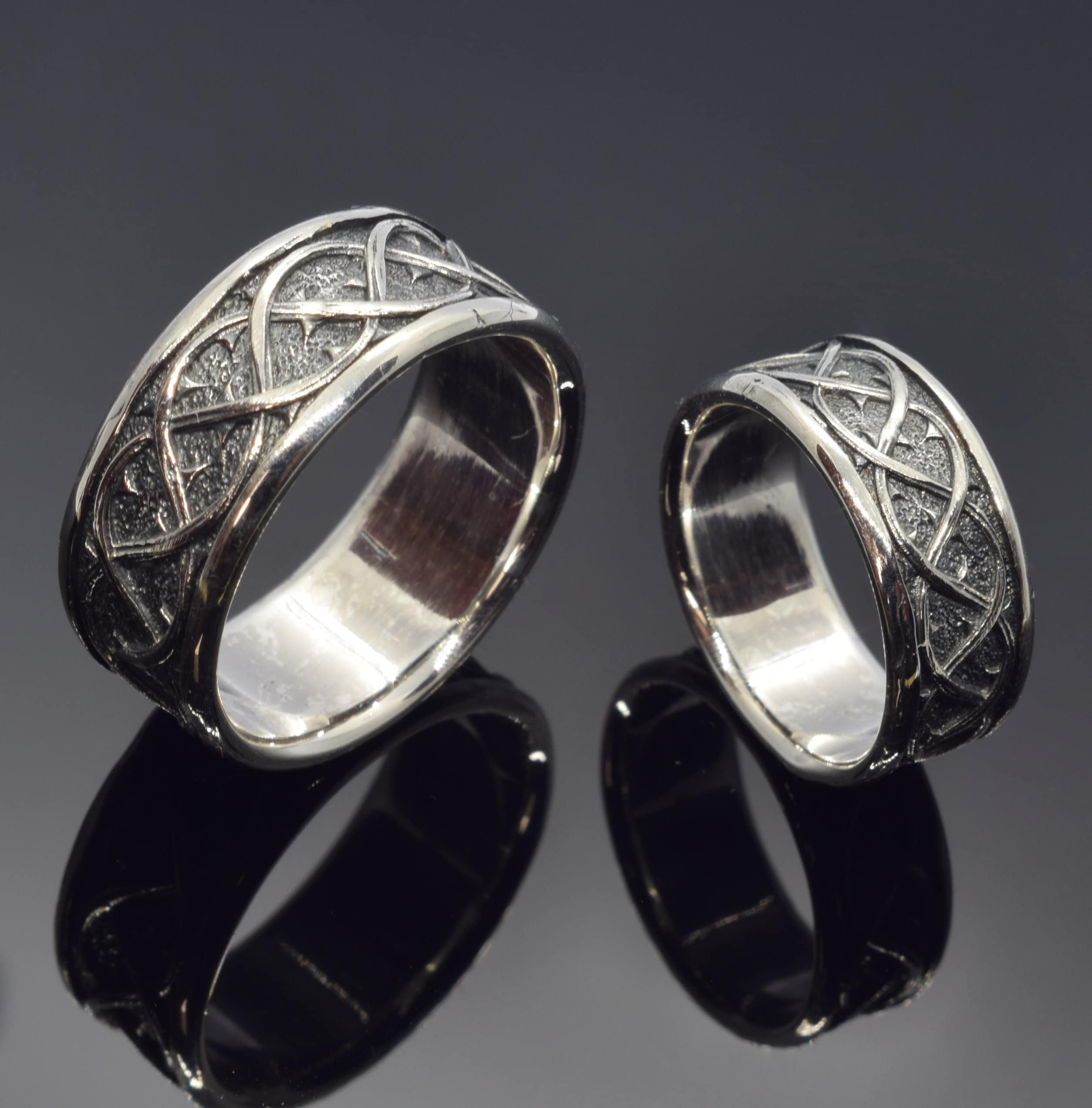 Thorn Crown Silver Couples Band Ring Set: A Symbol of Enduring