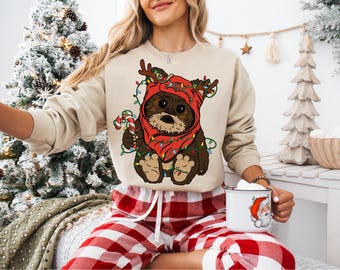 Felpa natalizia Disney Ewok, maglietta natalizia Star Wars Ewok, maglietta per la festa di Natale Galaxy Wars, felpa con cappuccio Ewok con luci di Natale