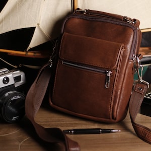 Sac à bandoulière cartable en cuir, sac à bandoulière messager en cuir véritable pour hommes et femmes, cadeau de fête des pères pour lui, sac pour homme personnalisé