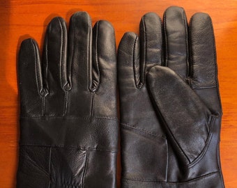 Sheepskin lined black leather winter gloves size Small - Medium