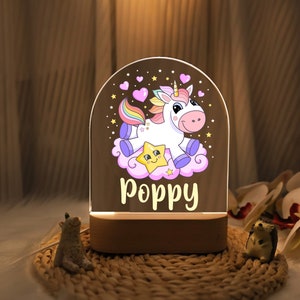 パーソナライズされたユニコーンナイトライト：子供部屋の装飾、ベッドサイドランプ