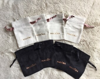 pandora velvet pouch