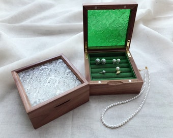 Handmade Walnut Wood Jewelry Storage Box with Art Glass and Magnetic Buckle