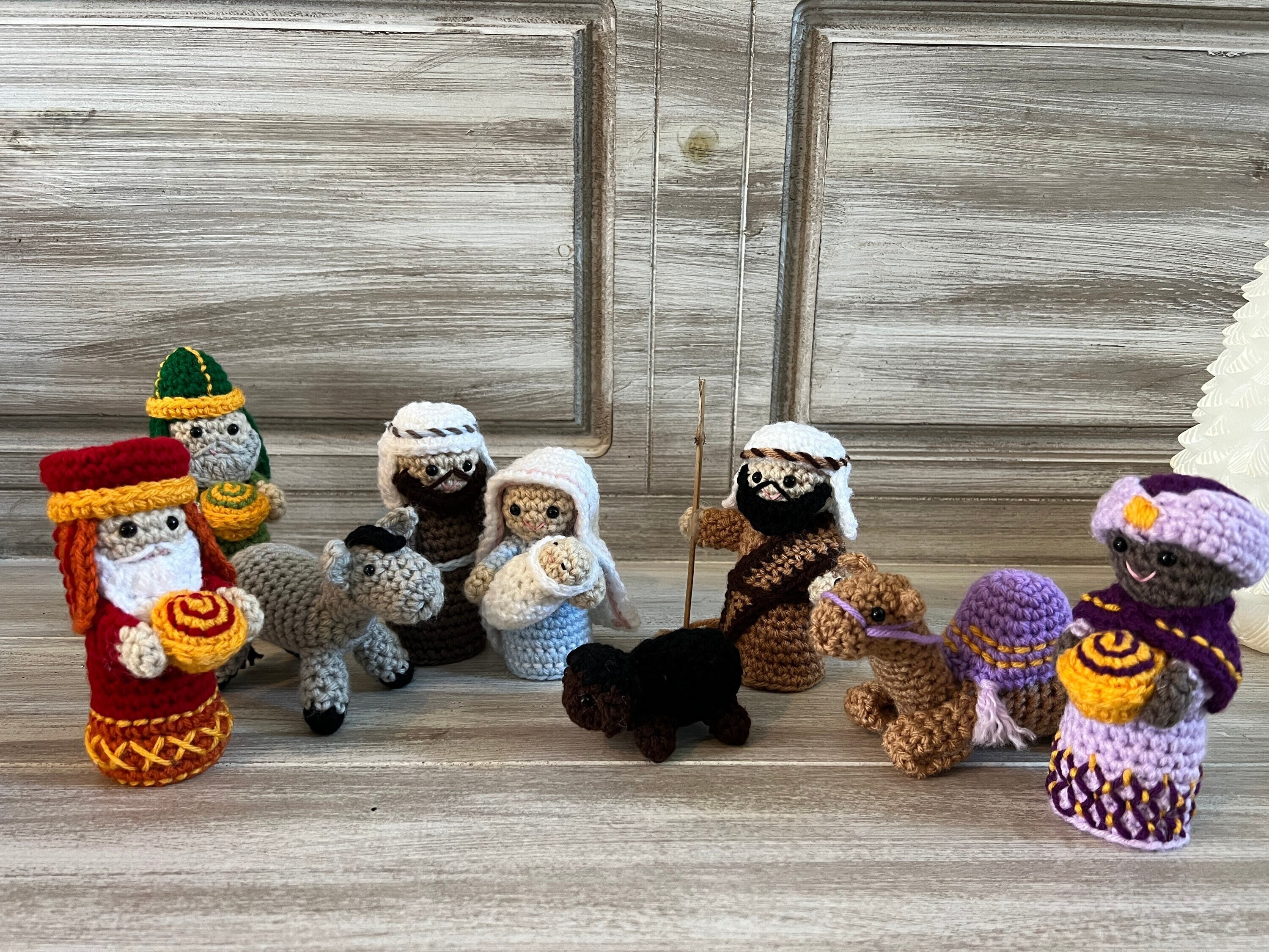 Rustic Nativity Set Yarn Bundle