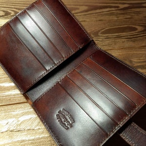 Monedero de cuero hecho a mano. Cartera de piel para hombre. Tarjetero grande. Cartera plegable. Tarjetero de piel. Personalización. Monograma.