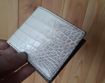 Himalayan alligator wallet. Luxury exotic leather wallet. Premium wallet handmade. Luxury alligator and chèvre alran sully leather wallet.