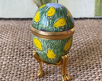 Halcyon Days Easter 2002 miniature Easter egg on gold stand, collectible Easter egg, rare Easter memento,easter chicks, beautiful ornament