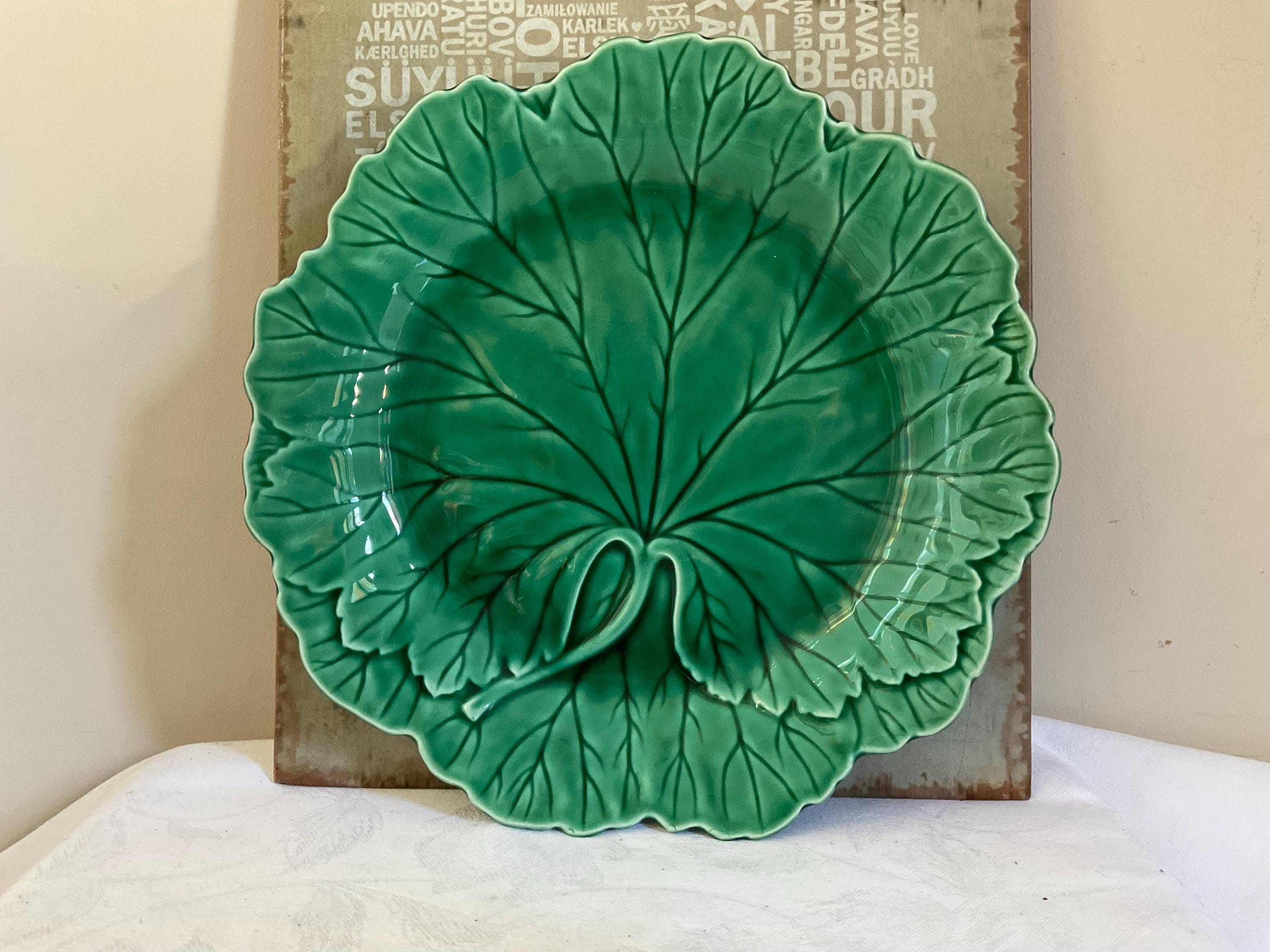 Authentic 1950 Wedgwood Green Majolica Leaf Plate, Green Vine Leaf