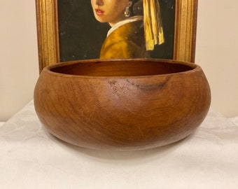Hand Turned Vintage Wooden Bowl, Curved Edge Wood Decor