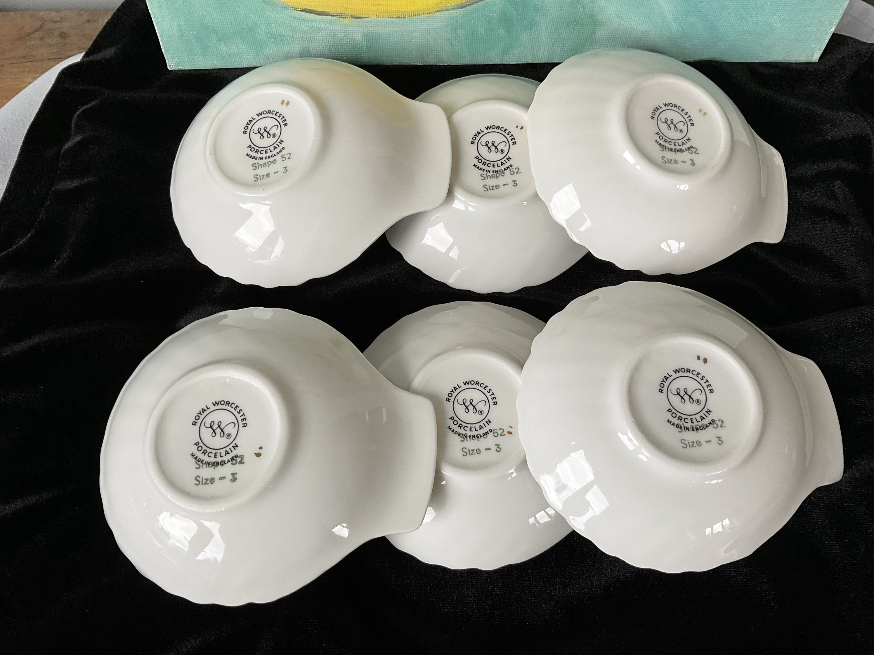 Vintage Royal Worcester Scallop Dishes, White Porcelain With Gilt