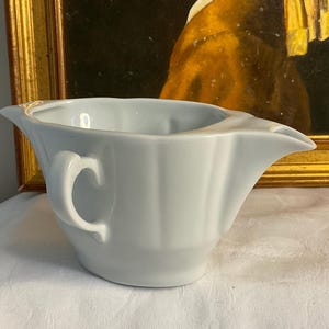 Vintage weiße Sauciere oder Saucier, hochwertige Porzellan-Sauciere, Sauciere für magere Soße und reiche Soße, Geschenkidee