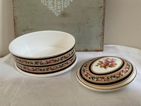 Wedgwood Clio Oval Ceramic Lidded Dish , Fine Bone China, Floral