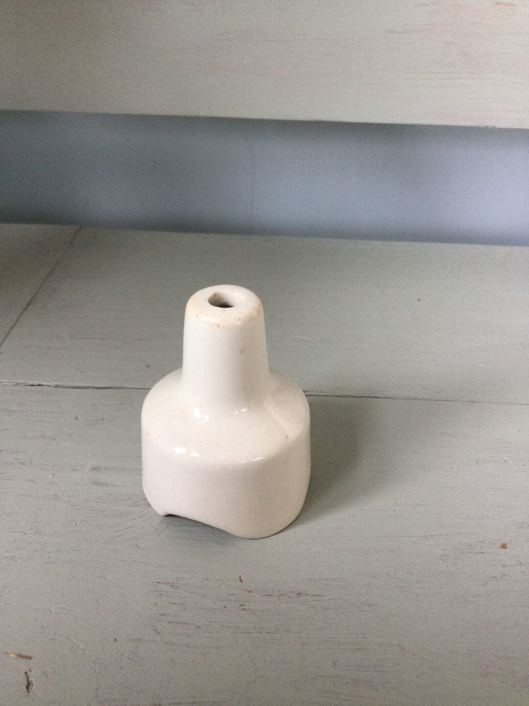 Vintage Cream Ironstone Pie Funnel , Pie Chimney , Pie Vent, Pie Bird