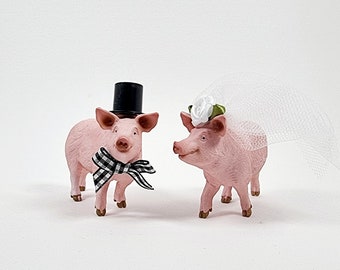 WEDDING PIG CAKE Topper, Wedding Farm Cake Topper, Farm Animal Cake Topper, Mr & Mrs, Just Married, Wedding Gift,Wedding Decorations wedding