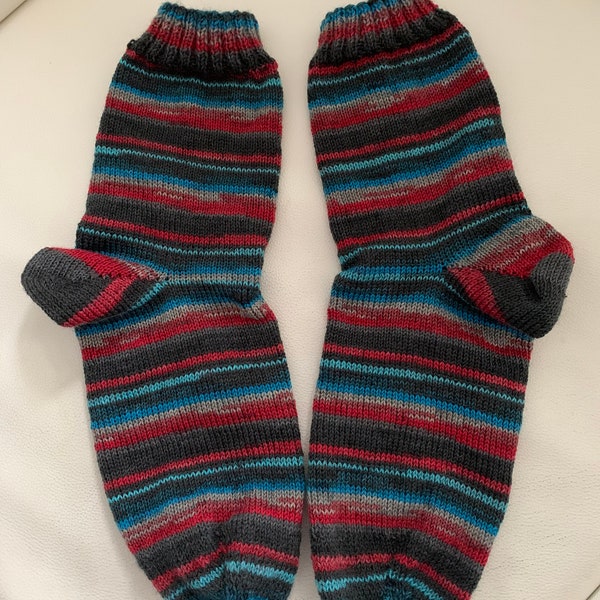 Gestrickte Socken für Männer/Jungen Größe 46 Männersocken Wintersocken Winter handmade DIY Hygge