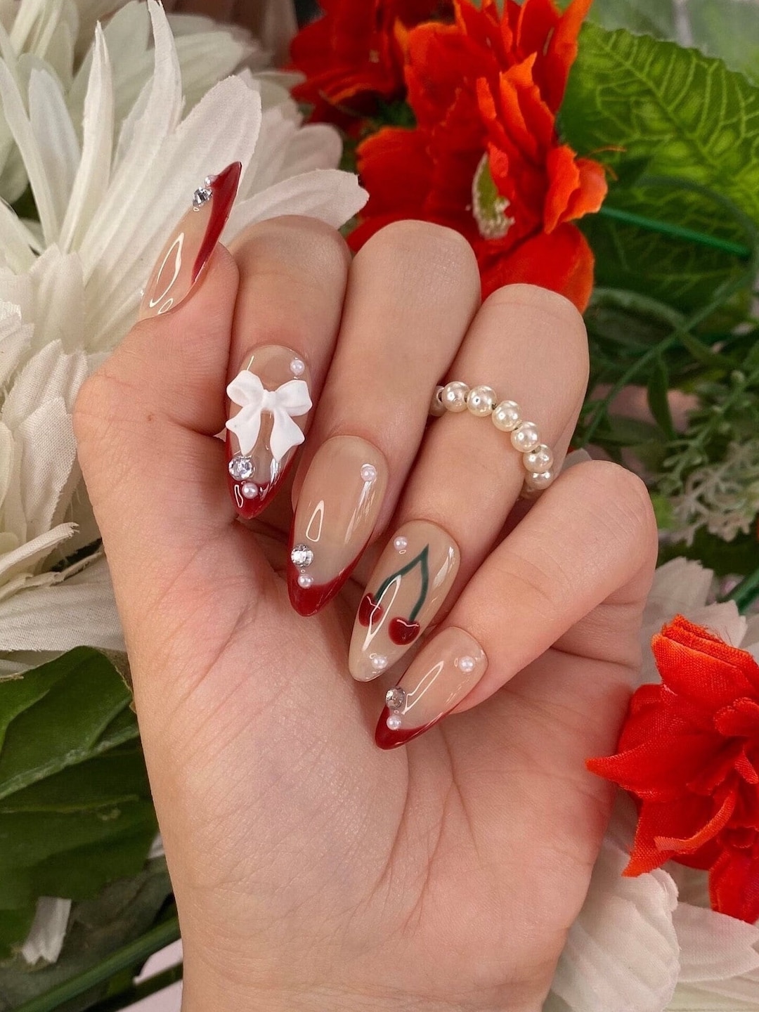 2025 Glossy Cherry Nails That Shine