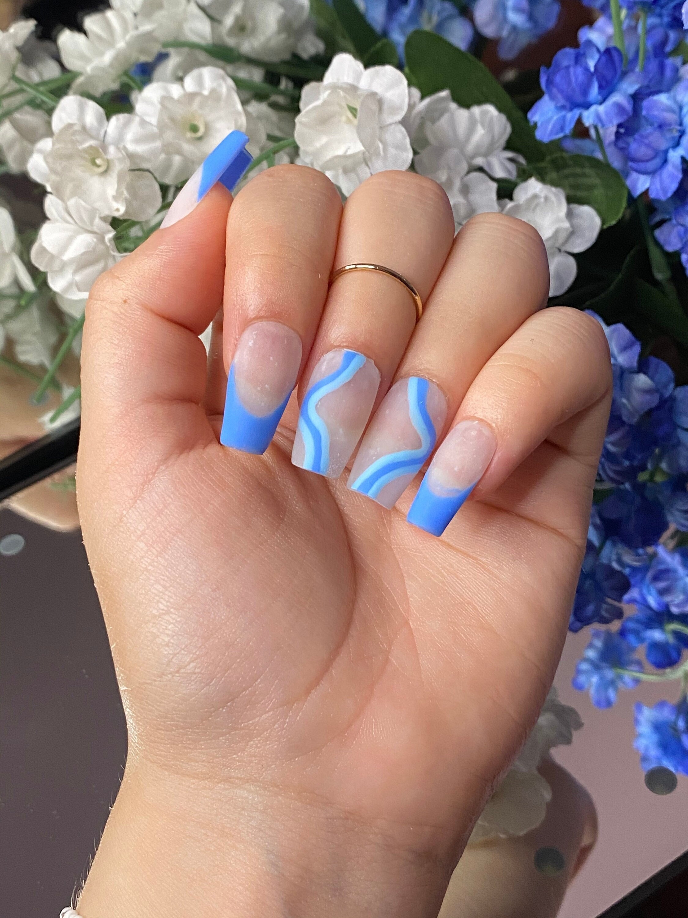 Vibrant Blue Abstract Nail Pattern