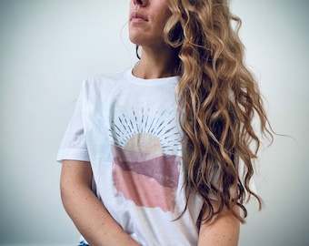 Boho sunrise women’s tee/vintage graphic tee/ cute women’s graphic tees/ trendy tee/ outdoor lover/