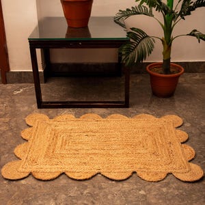 Natural Jute Rug- Scalloped Jute Rug Vintage Area Rug Hallway Large Rug Handmade Braided Jute Rug Indian Jute Rug Custom Size Rug 5x7 5x8