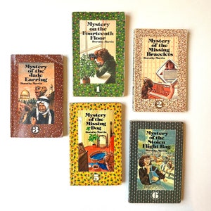 Dorothoy Martin Mysteries | 1,2,3,5&6 (Missing 4)