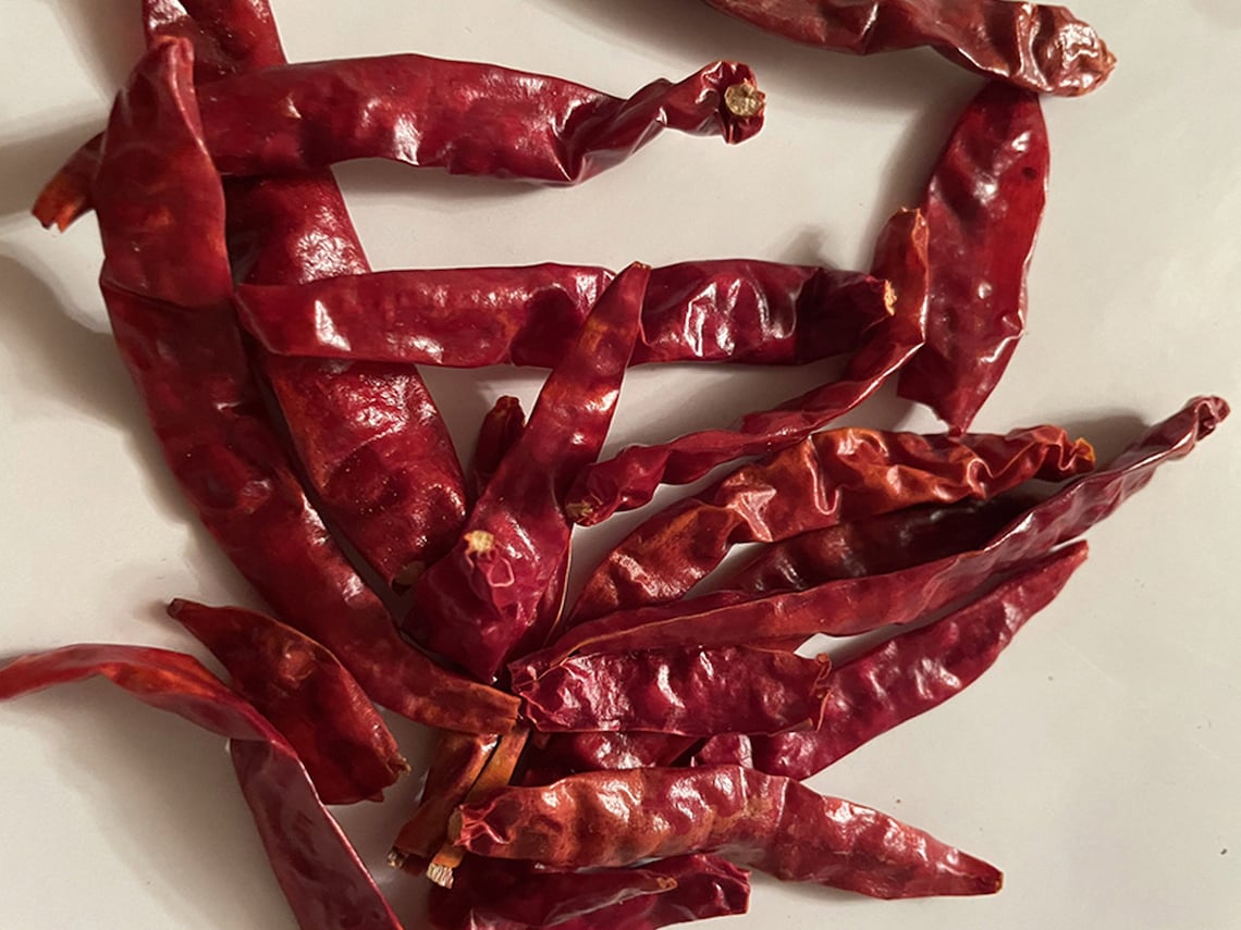 Dried Arbol Chili Peppers Chile De Arbol Seco 8 Oz Etsy