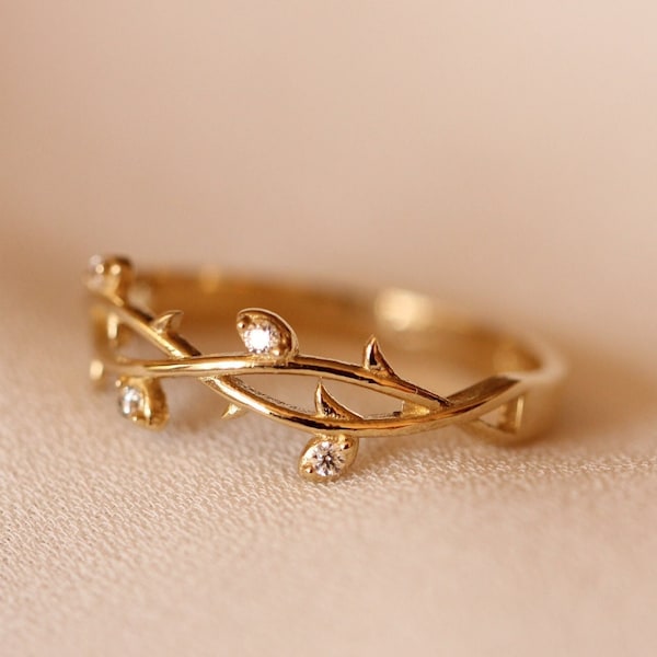 14K Solid Gold Ring, Nature Inspired Solid Gold Ring, Leaf Ring, Minimalist Ring, Dainty Ring, Stackable Ring, Gold Jewelry, Rings for Women