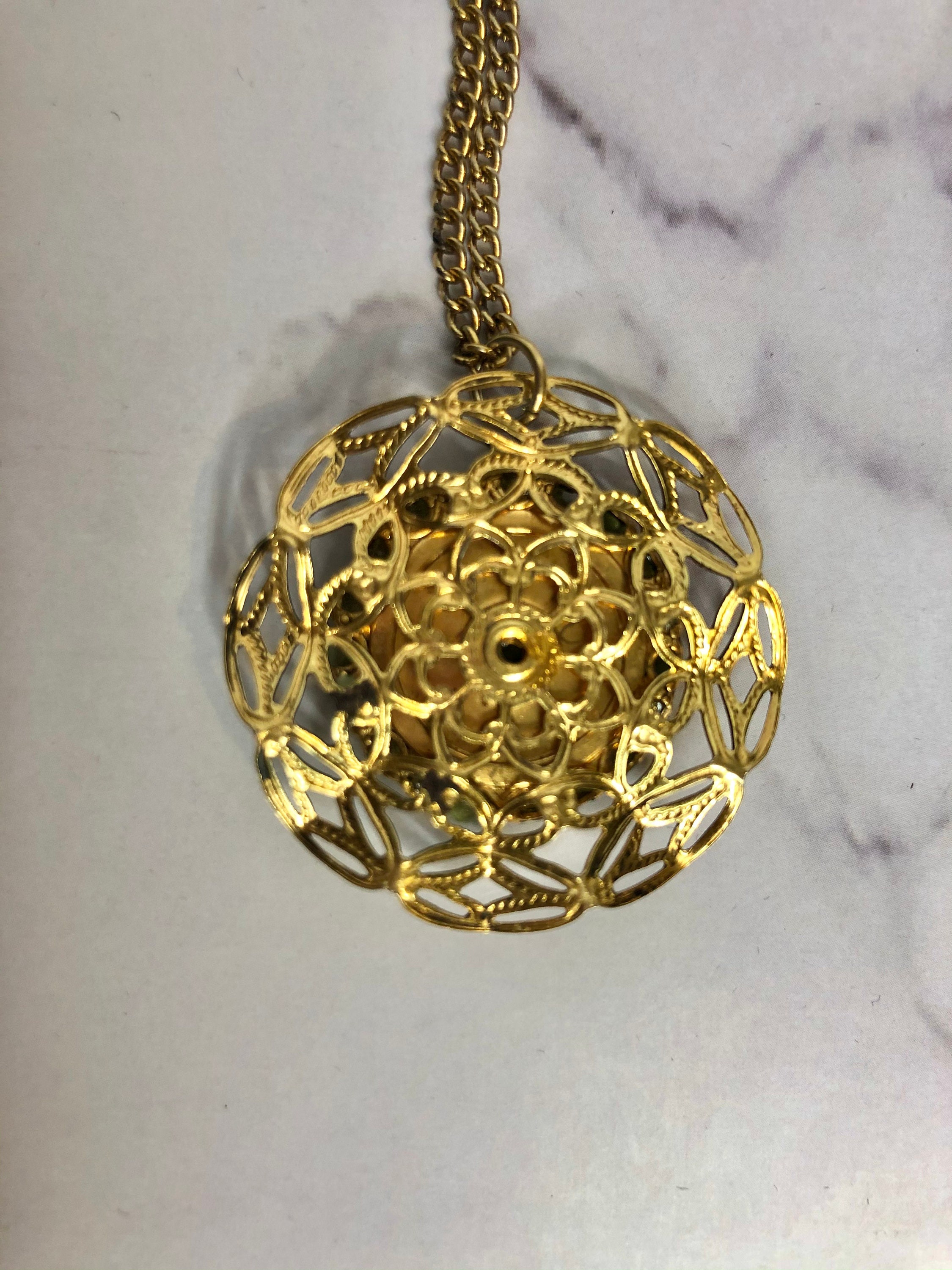 Vintage Jade Chip Pendant in Ornate Gold Frame Etsy UK