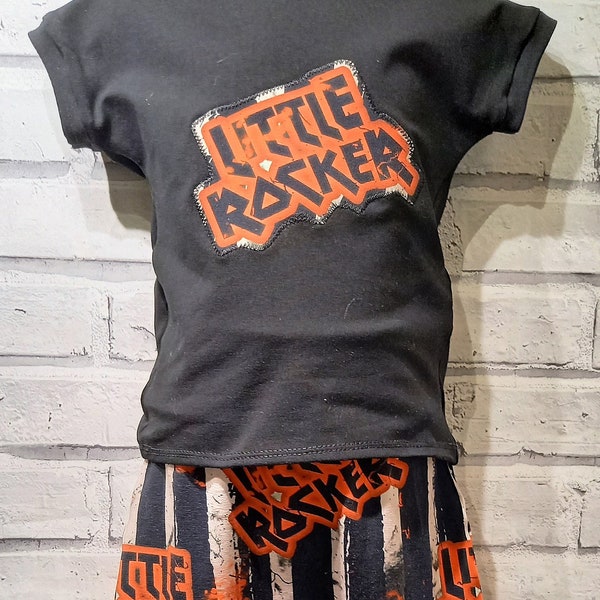 Ensemble de harems et de t-shirts Little Rocker, Vêtements alternatifs pour enfants, Ensemble de vêtements noirs et rouges, Vêtements Little Rocker, Tenue de mariage, Unisexe