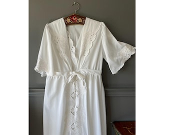 White Polyester Nightgown and Robe Set - 2000s - Bridal Lingerie - Small Size