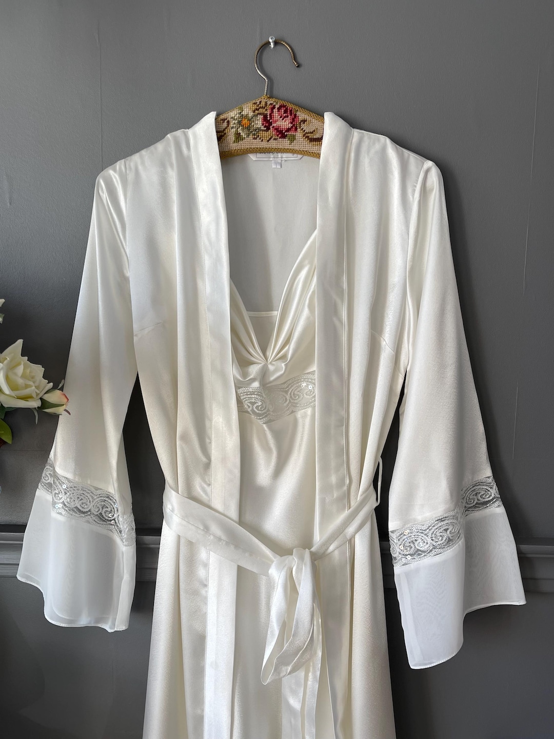 Vintage Ecru Satin Nightgown and Robe Set – 1980s Beaded Lace Sleepwear ...