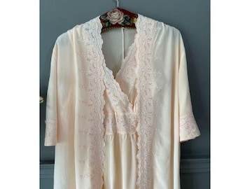 Conjunto de camisón y bata de seda con bordados – Lencería nupcial vintage – Años 70 – Albaricoque – Talla pequeña