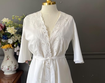 Vintage Poplin Nightgown & Robe Set - Embroidered Bridal Lingerie - M/L - White Peignoir - 1970s