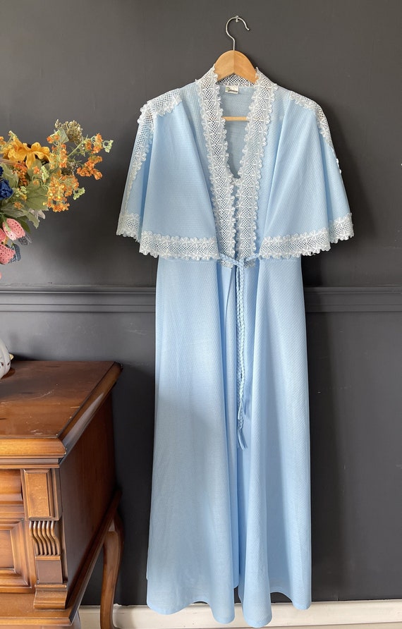 Vintage inspired nightwear shop