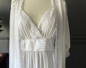 Tulle Lace Nightgown and Robe Set, Romantic Vintage Peignoir, Bridal Lingerie, White Taffeta, 1980s, Large