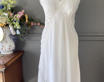 Vintage White Lace Nightgown, 1980s Sheer Tulle Trim Sleepwear, Romantic Bridal Lingerie, Full Length Gown, Medium Size