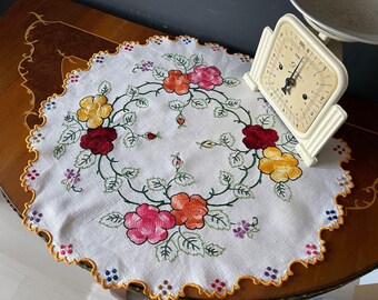 Vintage Handcrafted Linen Round Table Cover – Colorful Floral Embroidery – 1940s German Textile