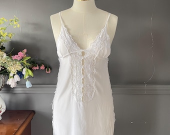 Vintage 1980s White Silk Slip – Lace Trim Chemise, Romantic Vintage Lingerie, XS Size