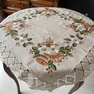Handarbeit Vintage Antik Beige Leinen Tischdecke Stickerei Cutwork Point de Venice Jugendstil 60er Jahre Weihnachten
